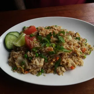 26. Classic Fried Rice & Lemongrass Chicken (GF)