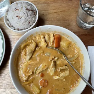 28. Kaeng Matsaman (GF, VG)