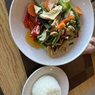 Stir fry with tomatoes, cucumber, onion and I chose shrimp. My friend ha stir fry too, with chicken.