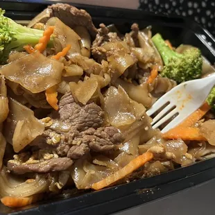 Honestly this was the most flavorful paw Pad See - eiw    Will be coming back forsure. Loved it