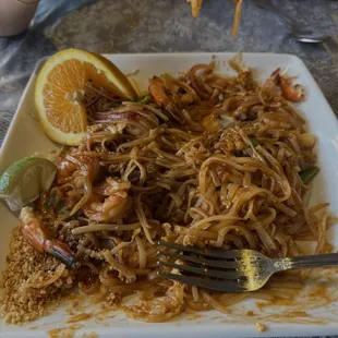 Yum - Pad Thai Shrimp