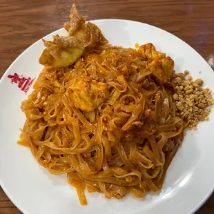 pad thai with tofu