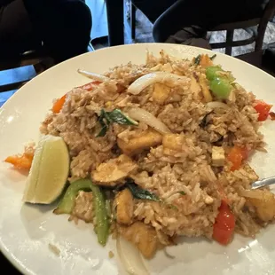 Spicy basil fried rice