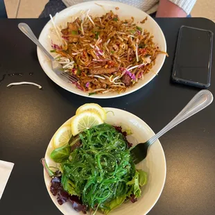 Seaweed salad and paid Thai