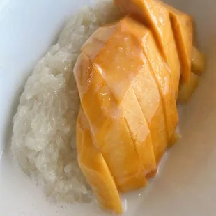 Mango Sweet Sticky Rice with Mango