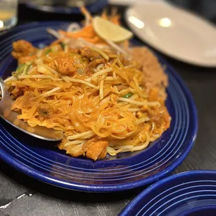 The Pad Thai w/added beef