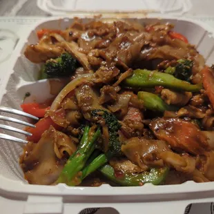 Pad Kee Mao chicken