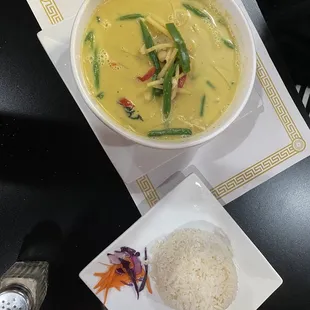 Yellow curry