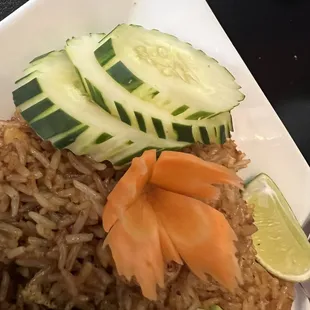 Cool vegetable garnishes