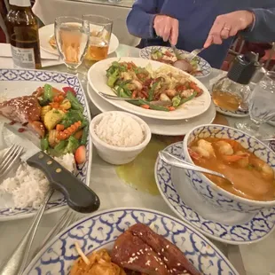 Seafood a La Puhket Duck Choo Chee Panang Curry Pad Thai