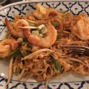 ramen and noodles, noodle dish, noodles, ramen, noodle soup, food