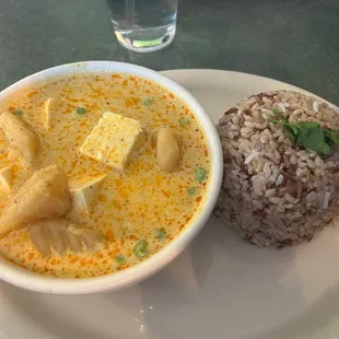 Yellow Curry Tofu with Brown Rice
