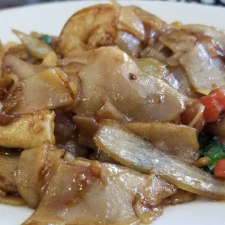 Pad-Kee-Mow (Drunken Noodle)