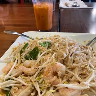 N2. Pad Thai