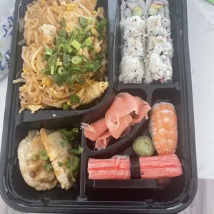 Pad Thai box