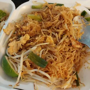 Pad thai