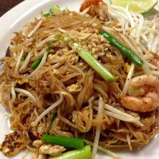 Pad Thai with Shrimp Lunch