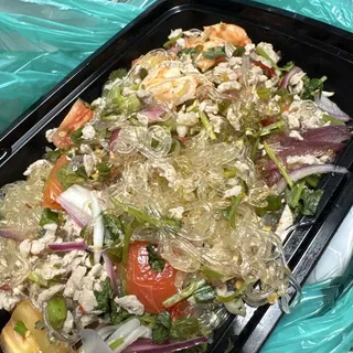 Yum Woon Sen Salad
