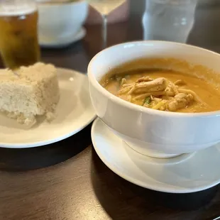 Red curry chicken dinner portion