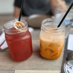Hibiscus Fizz and Thai Iced Tea