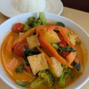 Pineapple curry with tofu
