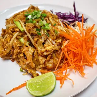 Pork Pad Thai Noodle (thin Noodle)