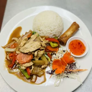 LANCH SPECIAL
L1 PAD KA PROW(BASIL)