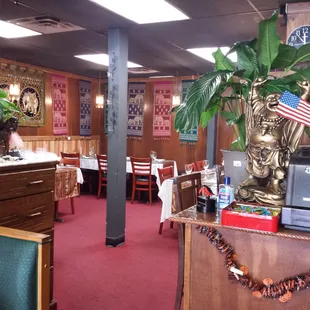 Thai Smile cozy dining.