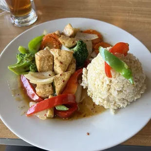 L1. Garlic Pepper Tofu w/ Brown Rice (lunch)