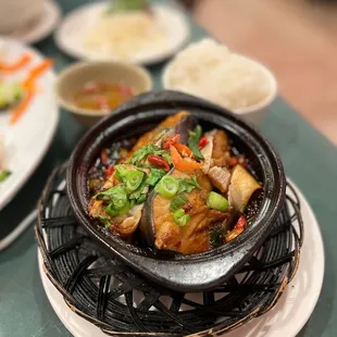 Ca kho to - clay pot Caramel Fish