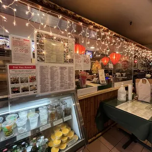 sushi and sashimi, interior