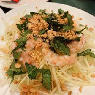 Shrimp With Shredded Green Papaya And Peanuts