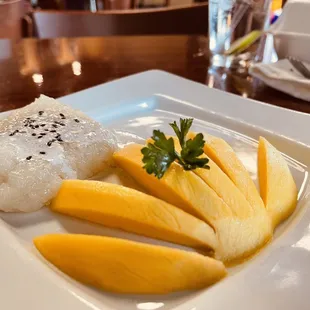 mangoes and rice