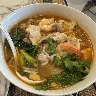 Khew Tom Yum Soup