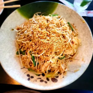 Spicy Chicken Pad Thai