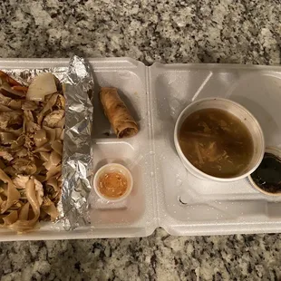 Pad See Ew Lunch Special w/Pork YUM!!