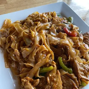Drunken Noodle