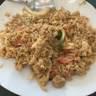 Khao Pad (Thai Fried Rice)