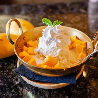 Banana with Coconut Ice Cream