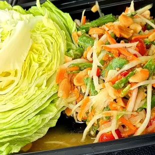 Green papaya salad