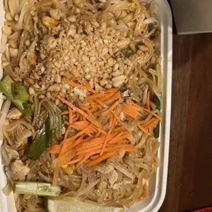 Chicken Pad Thai