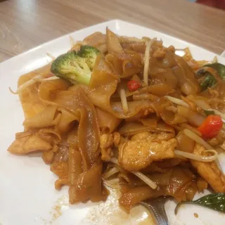 Drunken Noodle