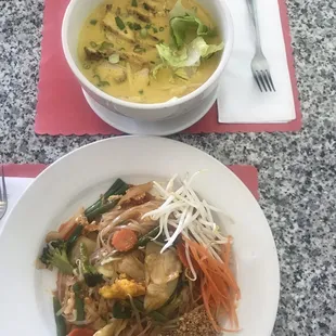 Verge Pad Thai, curry chicken noodle bowl.