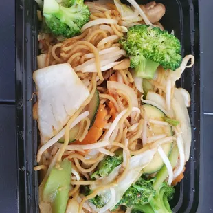Vegetable chow mein...so good