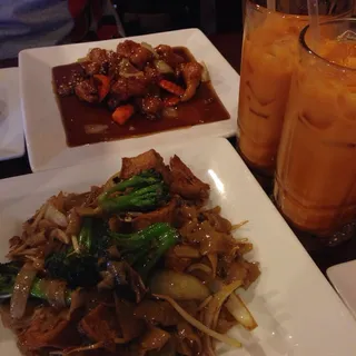 Drunken Noodles