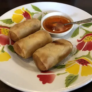 3 Piece Crispy Spring Rolls