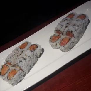 Spicy Salmon Roll