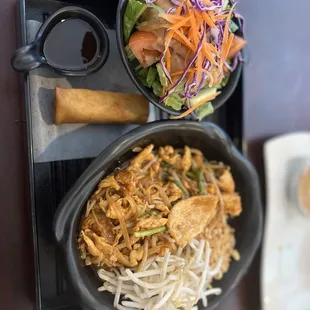 Pad Thai lunch special