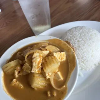 Yellow Curry Rice Plate