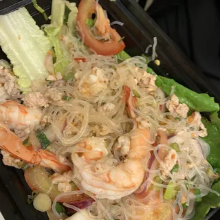 SS6. Yum Woon Sen Seafood